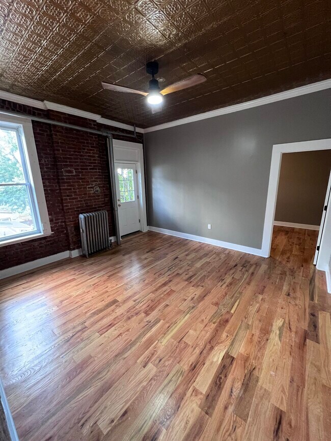 Building Photo - 155 Midland Ave