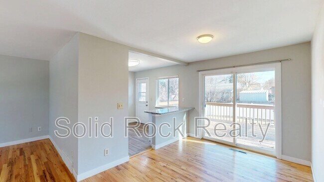 Building Photo - 1615 Shasta Dr