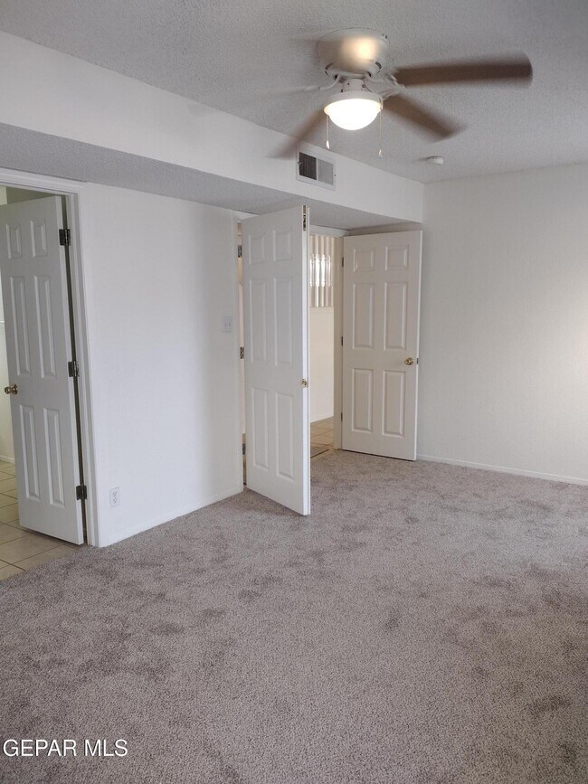 Building Photo - 4620 Loma Linda Cir