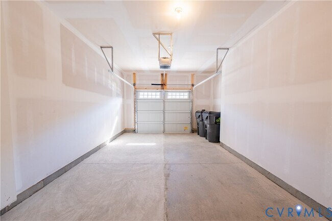 Building Photo - 18372 Palisades Ct