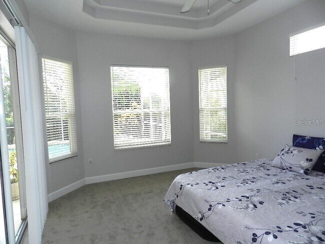 Building Photo - 13335 Purple Finch Cir