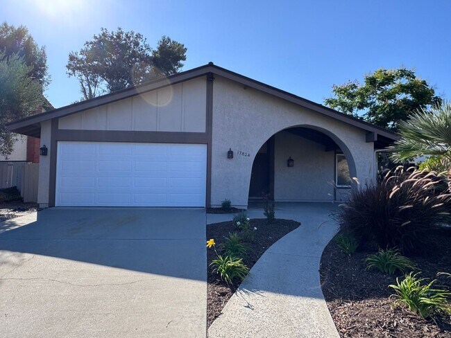 Primary Photo - 17824 Cabela Dr