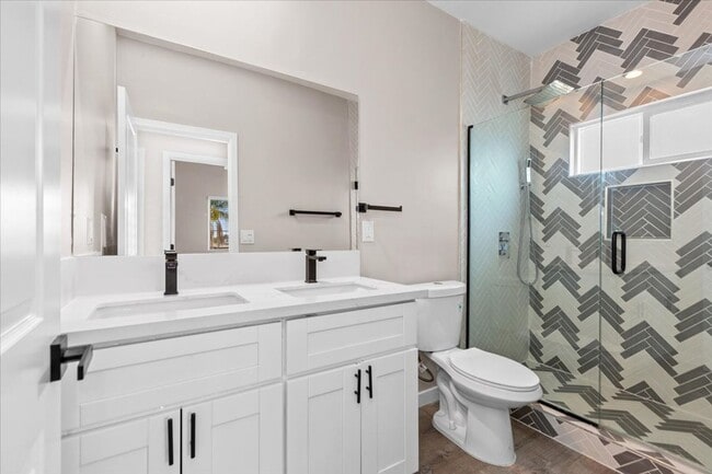 Building Photo - Brand new!