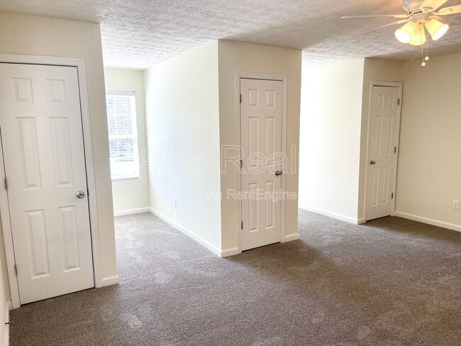 Building Photo - 6255 Topaz Trail