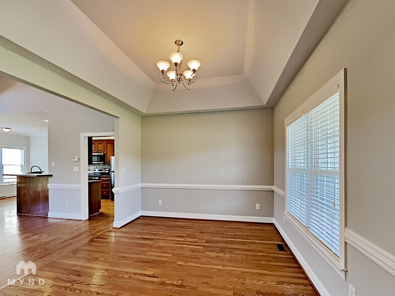 Building Photo - 91 Wood Valley Dr