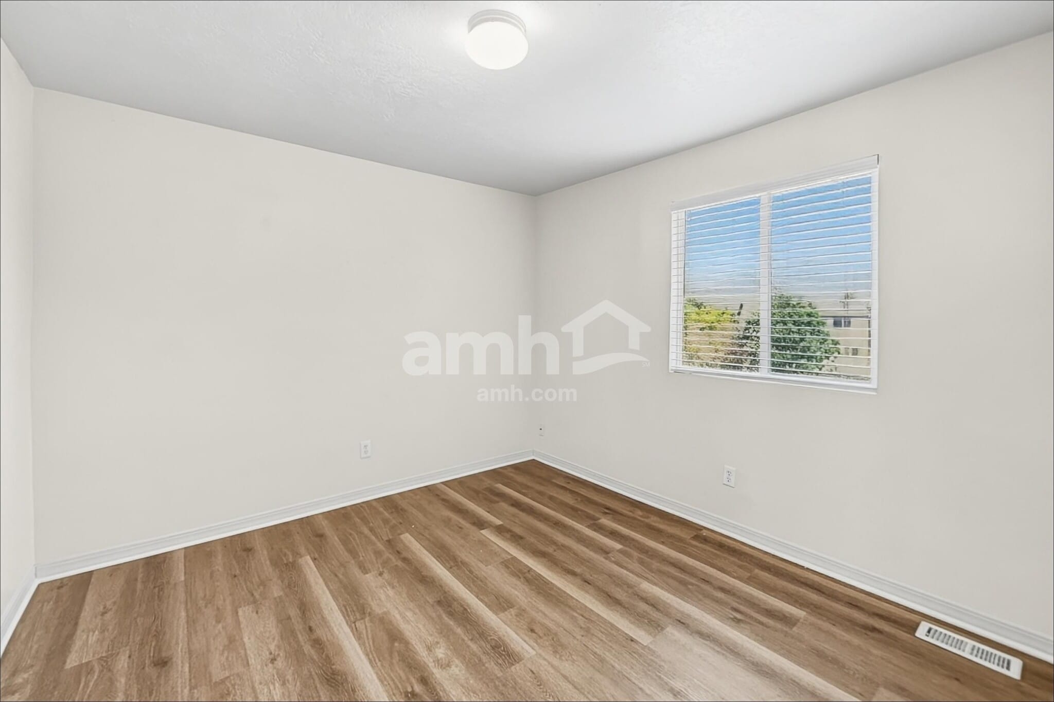 Building Photo - 13631 Clipper Ridge Way