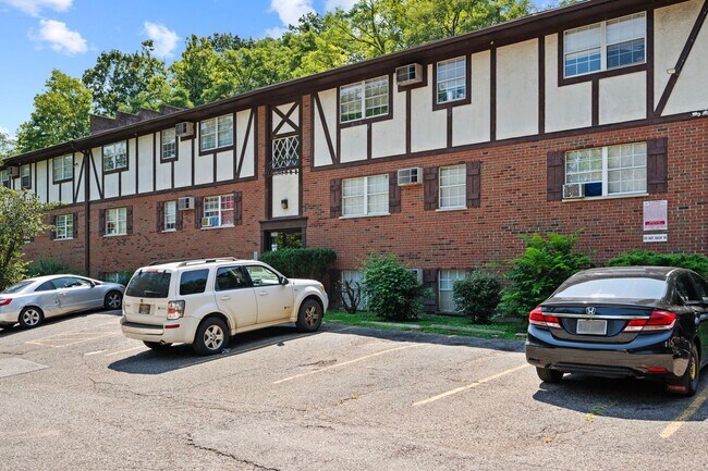 Interior Photo - The Woods of Wyoming