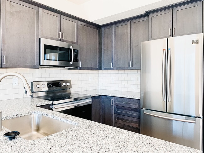 Building Photo - 1200 E 4500 S