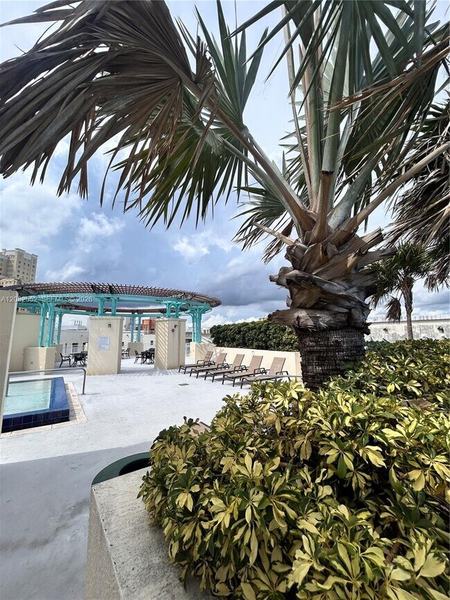 Building Photo - 7275 SW 90th Way