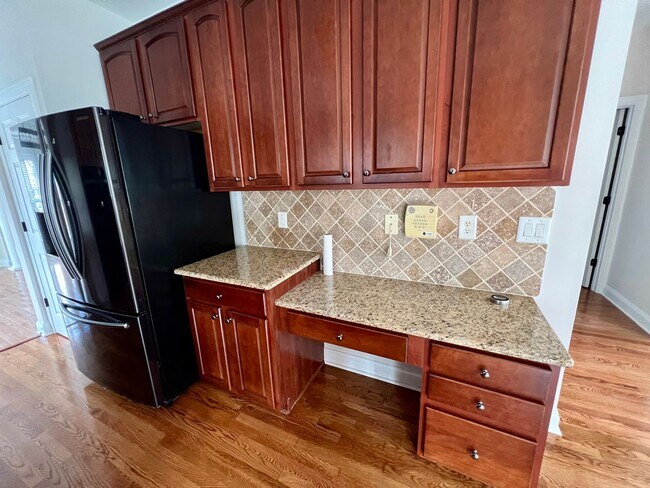 Building Photo - Four bedroom, 3.5 bath house in Elon!  Mus...