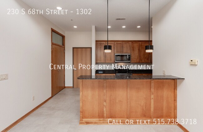 Building Photo - 230 S 68th St