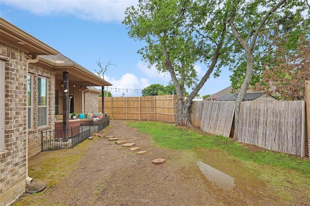 Building Photo - 342 W Huffman St