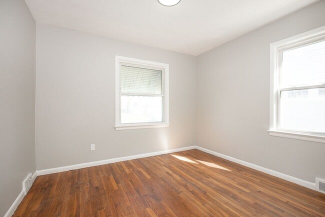 Building Photo - Beautiful 3/1 SFR For rent in Parma