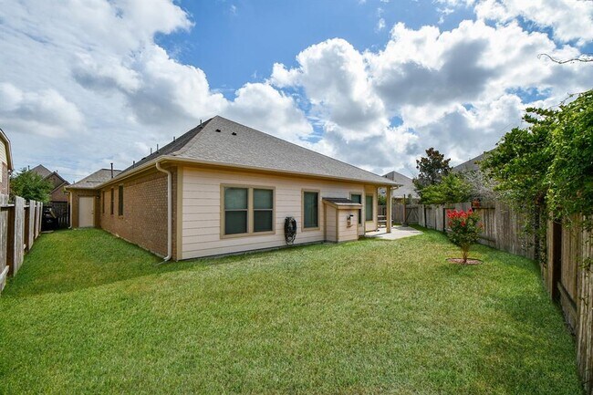 Building Photo - 27403 Bentridge Park Ln