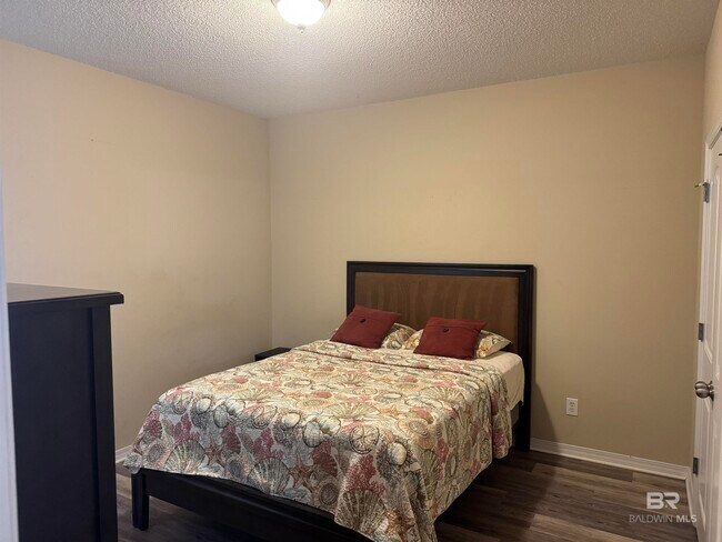 Building Photo - 2651 S Juniper St