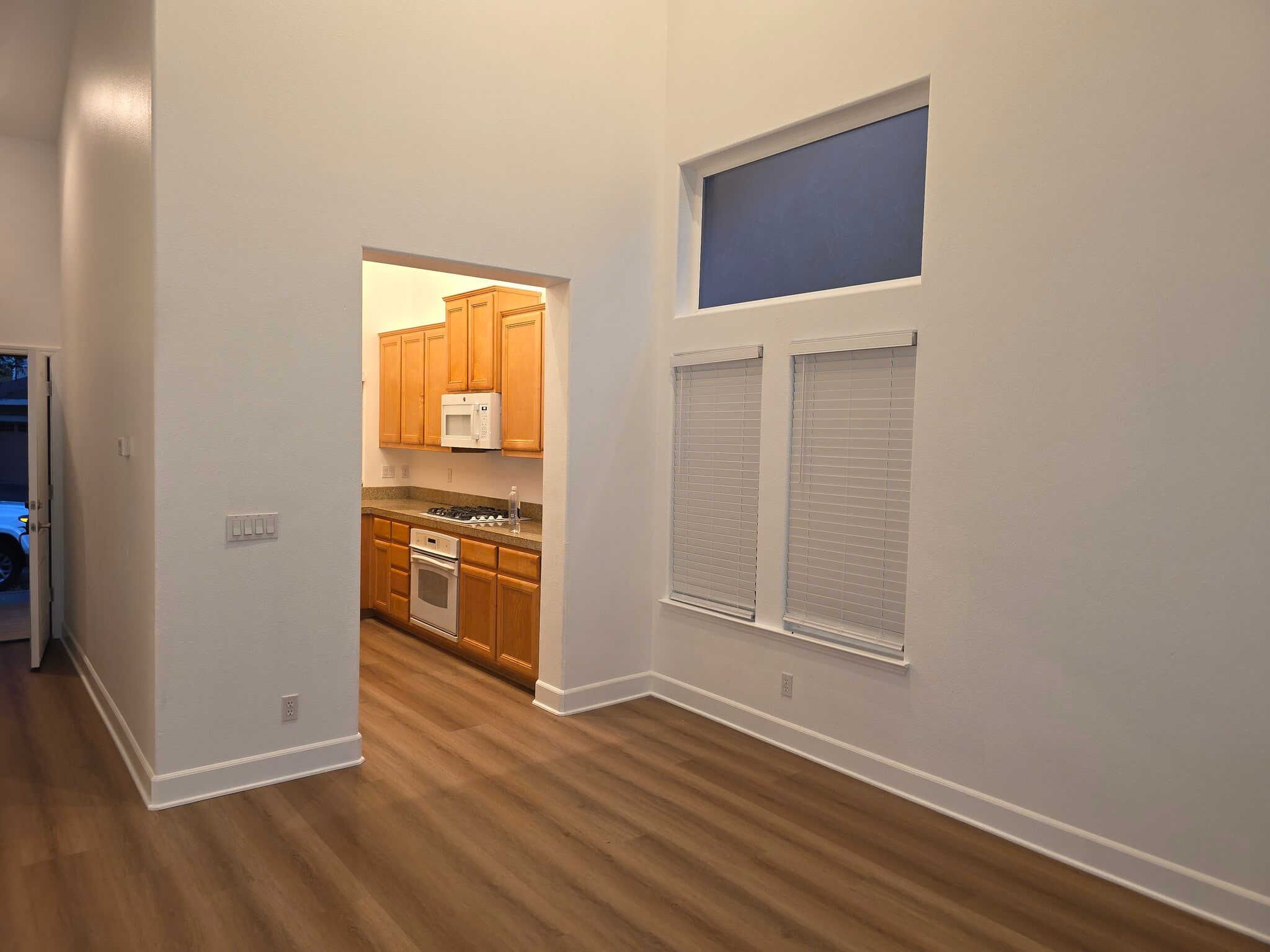 Building Photo - 426 Matteri Cir