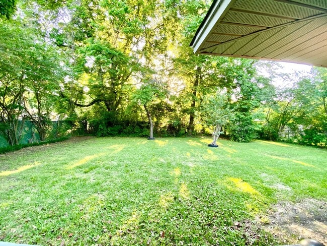 Building Photo - Single Family Home