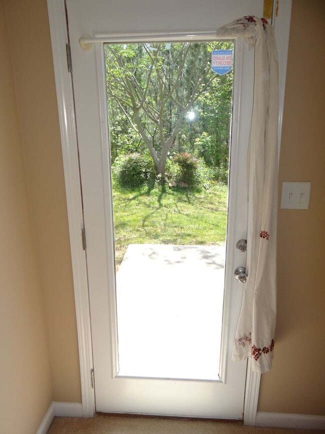 Building Photo - 257 Oxmoor Pl
