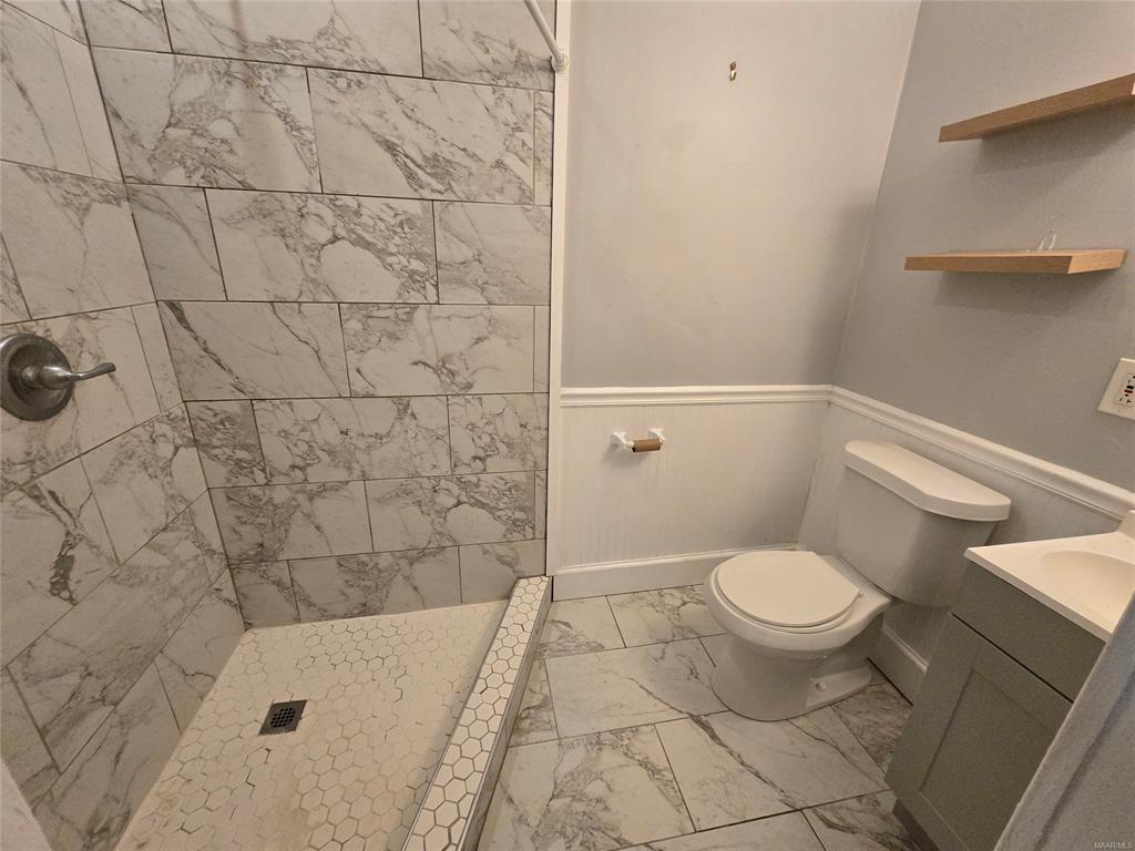 Building Photo - 3256 Montezuma Rd