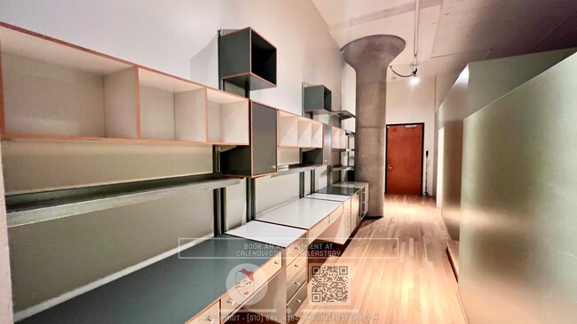 Building Photo - Fantastic space at Emeryville Warehouse Lo...