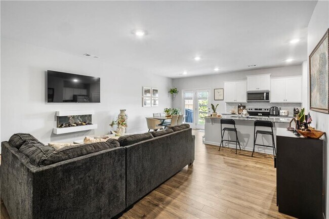 Building Photo - 381 Stoneybrook Dr