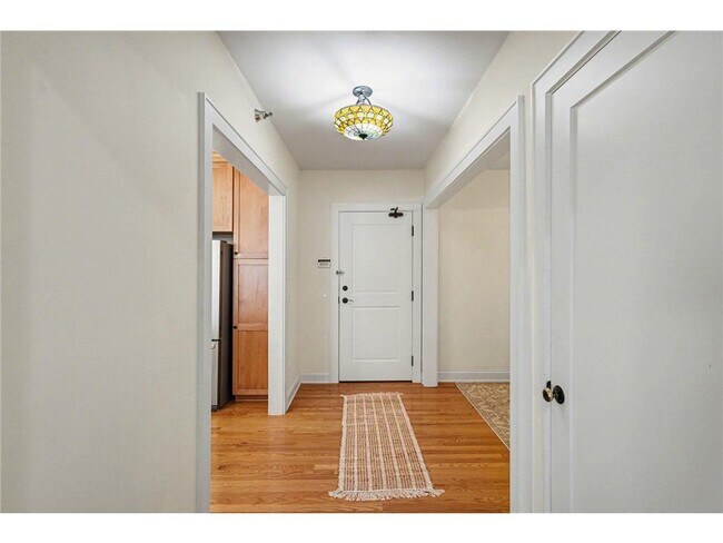 Building Photo - 3810 W 31st St