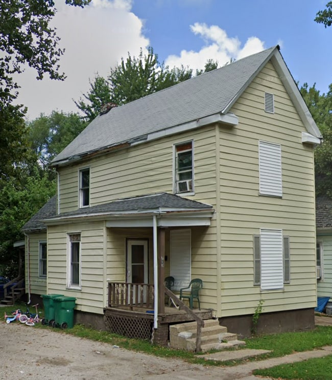 Building Photo - Renovated 3-Bedroom 1-Bathroom Home