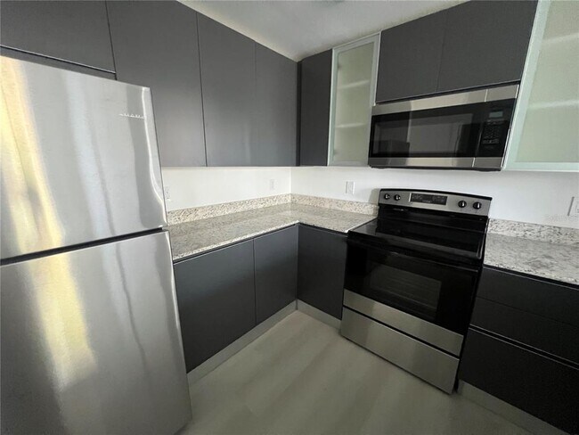 Building Photo - 5592 Millennia Park Dr