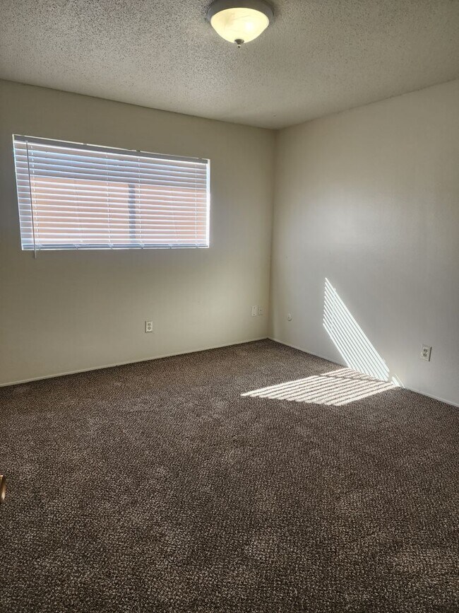 Building Photo - 116 Garnsey Ave. #A -Apartment