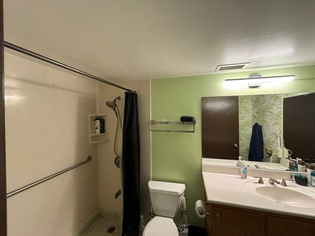 Building Photo - 1830 Wilikina Dr