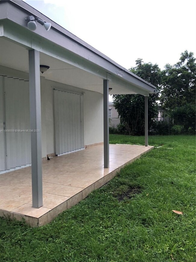 Building Photo - 11860 SW 168th Terrace