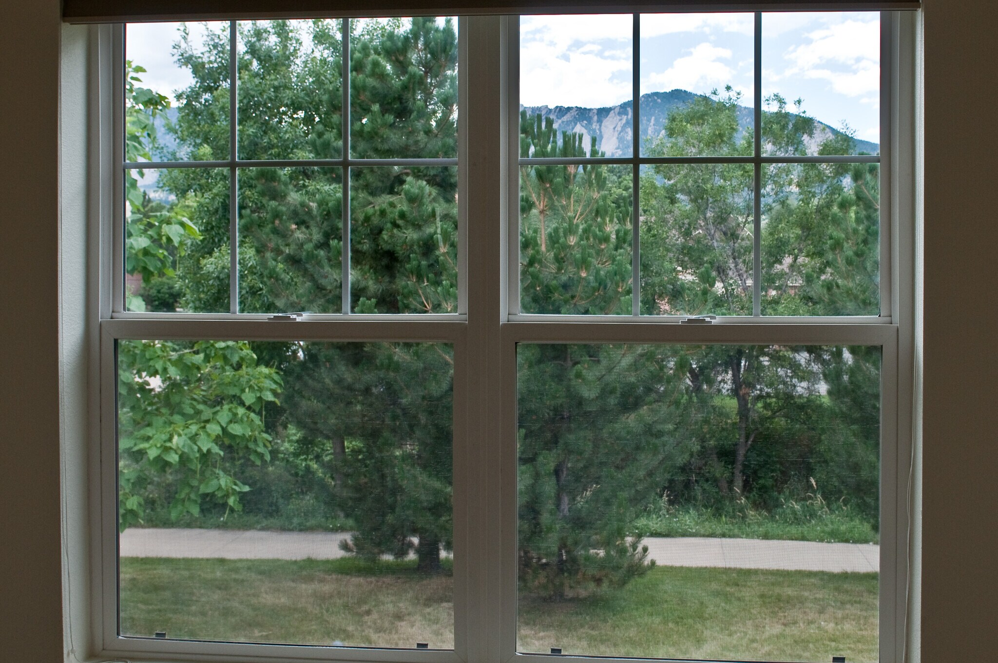 Master bedroom window - 3790 Colorado Ave