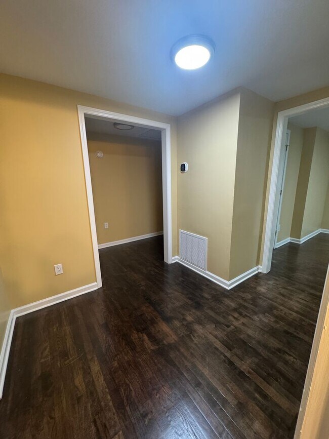 Building Photo - Beautifully Renovated 2 Bedroom, 2 Bathroom Home in the Heart of Martinez