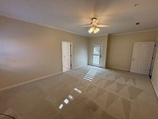 Building Photo - 39 Williamsburg Pl