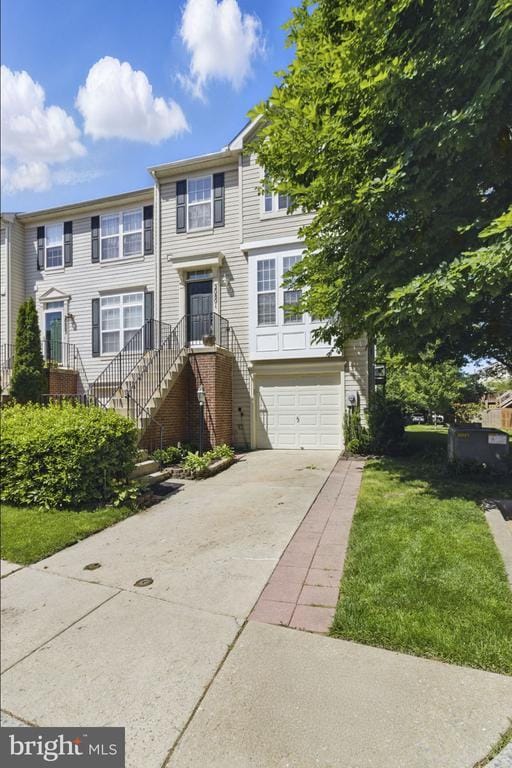 Building Photo - 20801 Shamrock Glen Cir