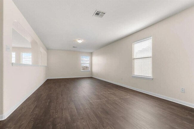 Building Photo - 1209 Laurel Oak Trail