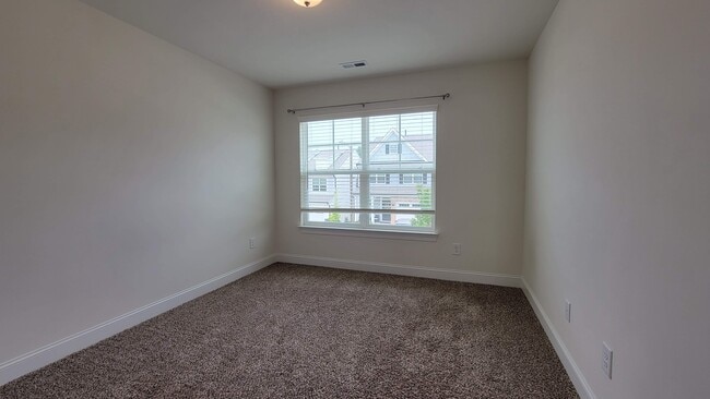 Building Photo - 114 Marbella Grove Ct