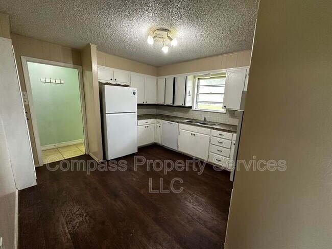 Building Photo - 179 Weldon Dr