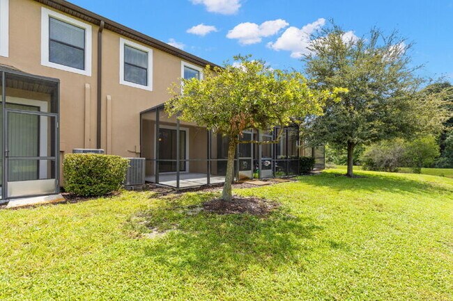 Building Photo - LIKE NEW Town Home For Rent in Wesley Chapel!