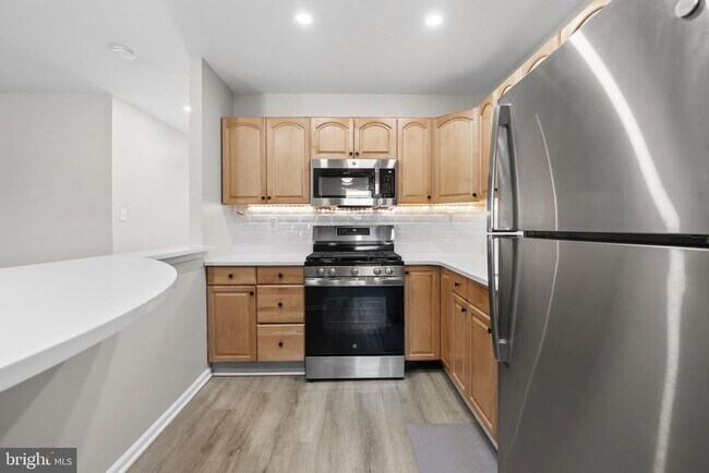 Building Photo - 191 William Penn Dr