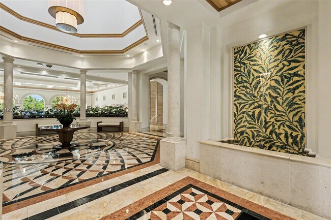 Building Photo - 731 Crandon Blvd