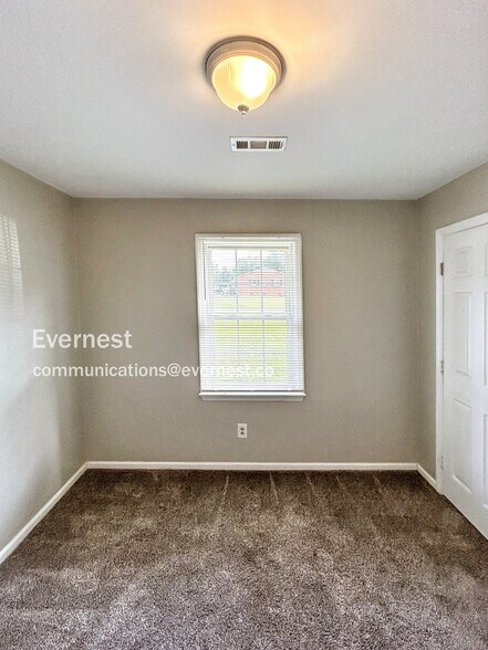 Building Photo - 3794 Walnut Ridge Dr