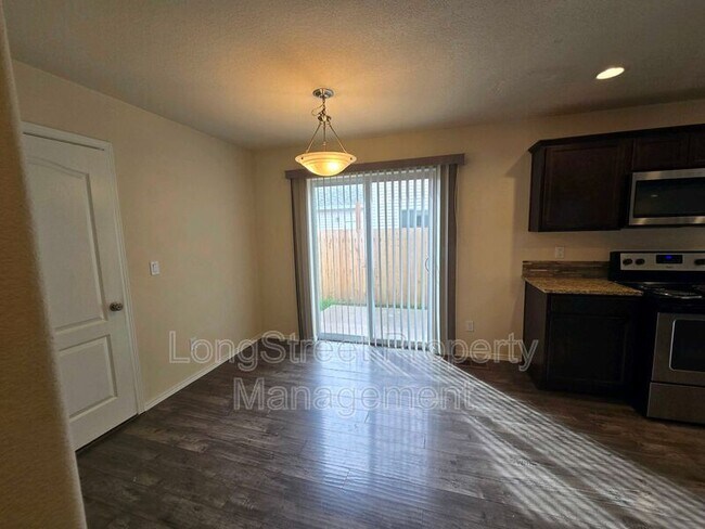 Building Photo - 4437 Creel Ave