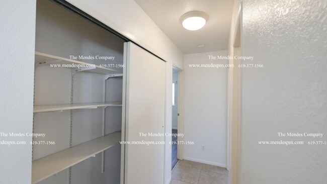 Building Photo - Gorgeous 2 BDR/2 BTH Apartment Home in Nor...