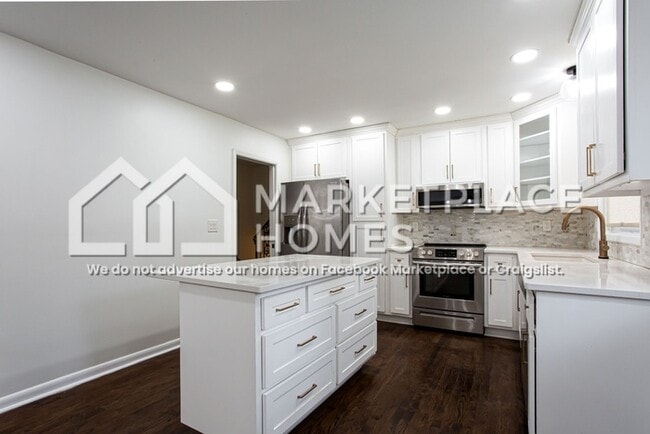 Building Photo - 2795 Pendant Pl