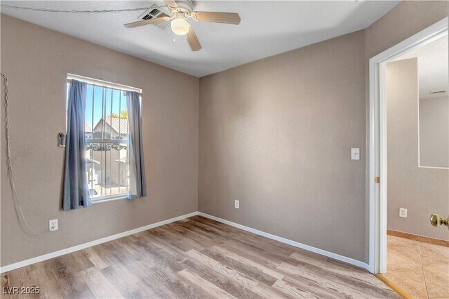 Building Photo - 1259 Black Cherry St