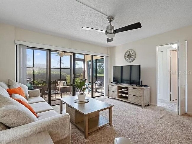 Building Photo - 5724 PUERTA DEL SOL Blvd