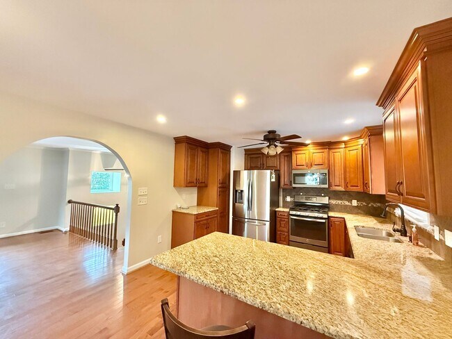 Building Photo - **OFFERING WAIVED APPLICATION FEES & $200 ...