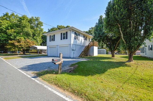 Primary Photo - Budget-Friendly Fort Mill Home with Garage...