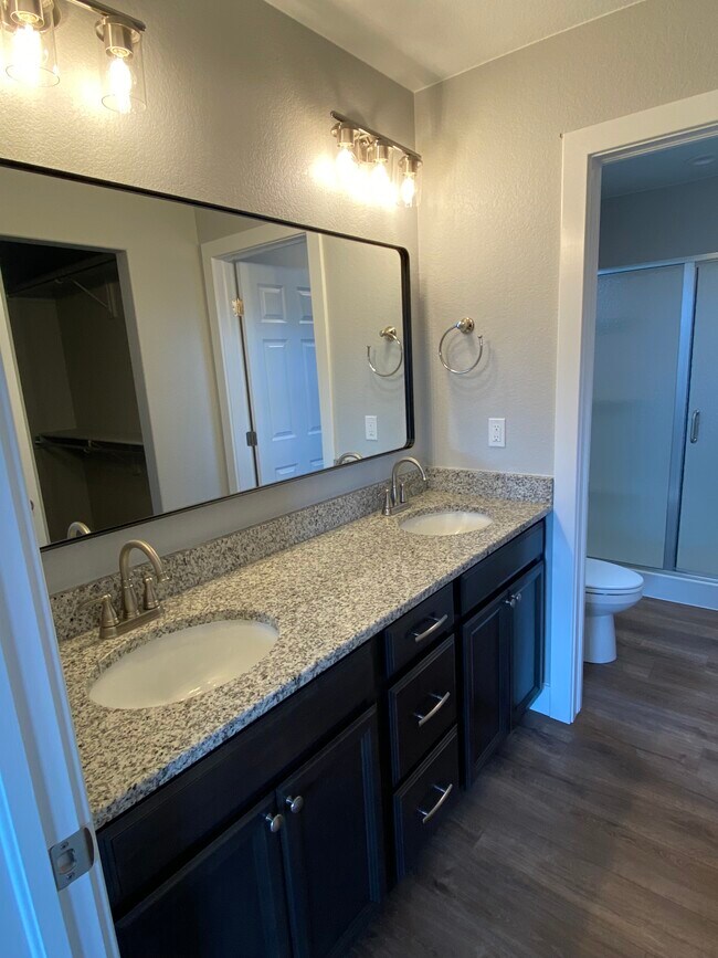 Primary Attached Bathroom - 1130 Swope Ave